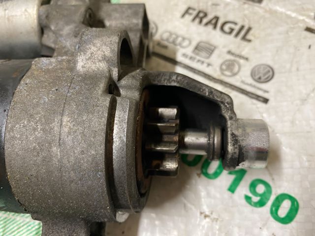 bontott AUDI A4 B8 Önindító