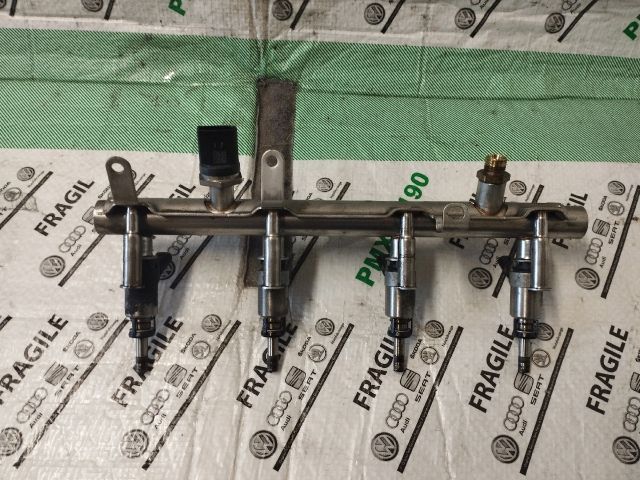 bontott AUDI A4 B8 Porlasztó Sor / Híd