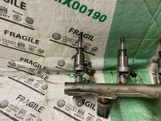 bontott AUDI A4 B8 Porlasztó Sor / Híd