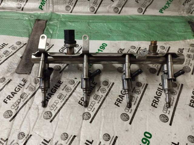 bontott AUDI A4 B8 Porlasztó Sor / Híd