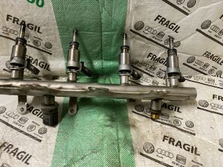 bontott AUDI A4 B8 Porlasztó Sor / Híd