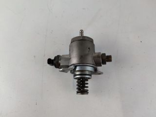 bontott AUDI A4 B8 Nagynyomású Szivattyú