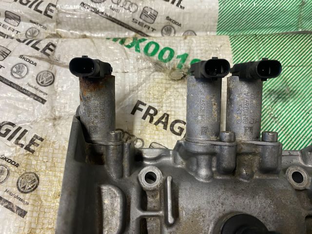 bontott AUDI A4 B8 Szelepfedél