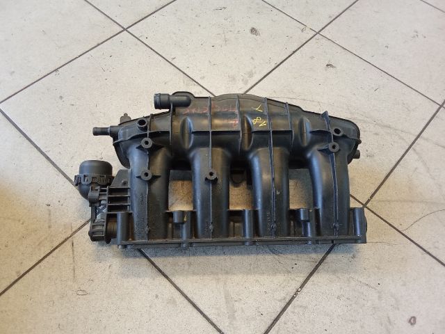 bontott AUDI A4 B8 Szívósor