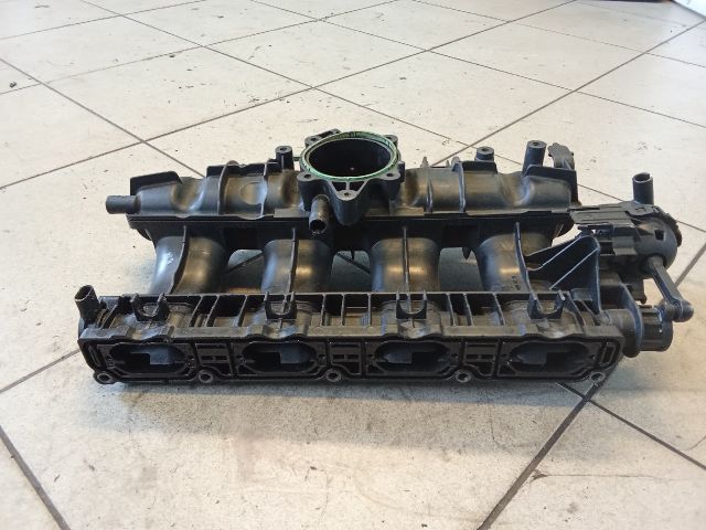 bontott AUDI A4 B8 Szívósor