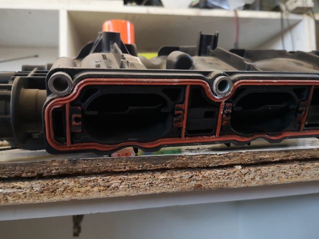 bontott AUDI A4 B8 Szívósor