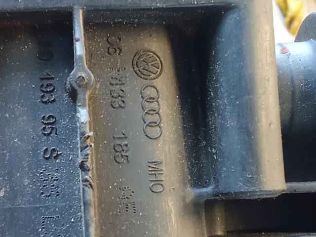 bontott AUDI A4 B8 Szívósor