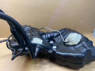 bontott AUDI A4 B8 Tank