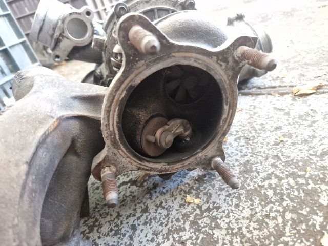 bontott AUDI A4 B8 Turbó