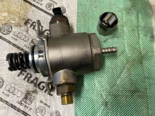 bontott AUDI A4 B8 Üzemanyag Szivattyú