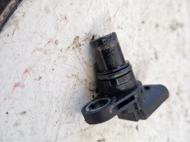 bontott AUDI A4 B8 Vezérműtengely Fordulatszám Jeladó