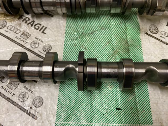 bontott AUDI A4 B8 Vezérműtengely (Magában)