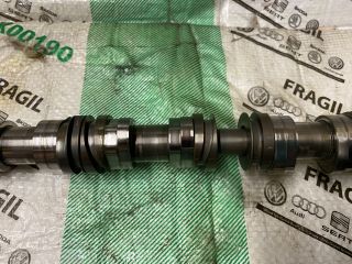 bontott AUDI A4 B8 Vezérműtengely (Magában)