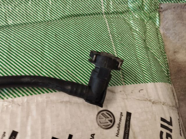 bontott AUDI A4 B8 Vízcső