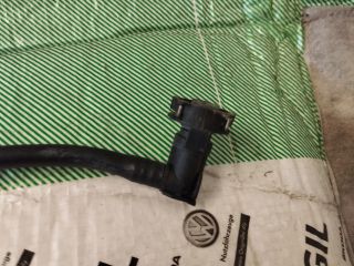 bontott AUDI A4 B8 Vízcső