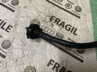 bontott AUDI A4 B8 Vízcső