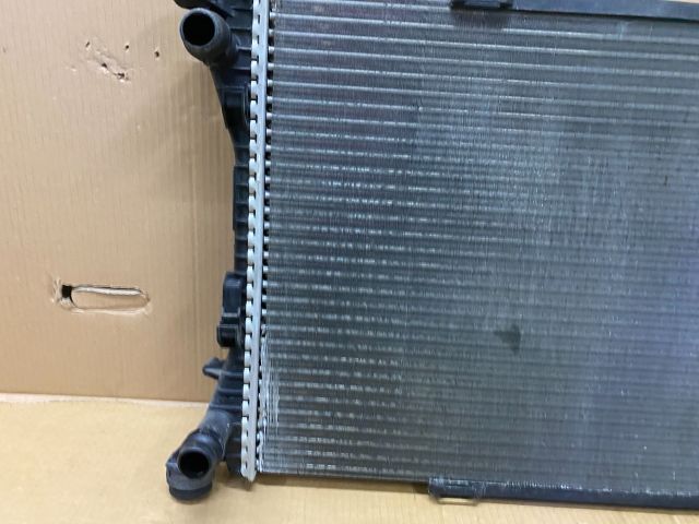 bontott AUDI A4 B8 Vízhűtő Radiátor (Klímás)