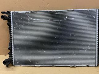 bontott AUDI A4 B8 Vízhűtő Radiátor (Klímás)