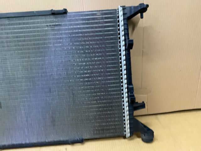 bontott AUDI A4 B8 Vízhűtő Radiátor (Klímás)