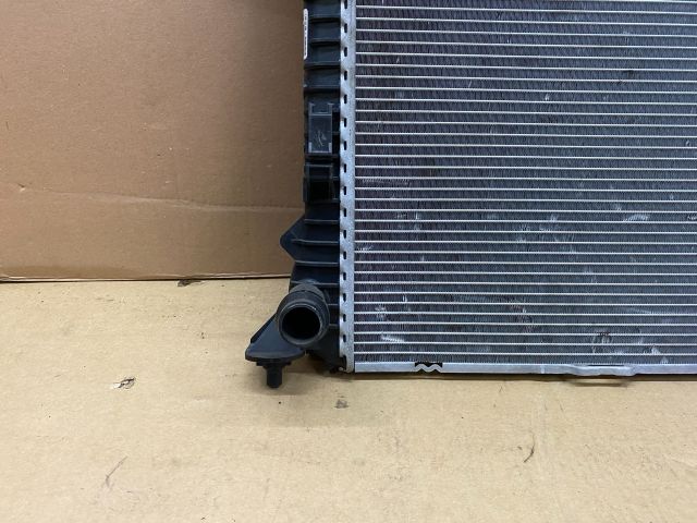 bontott AUDI A4 B8 Vízhűtő Radiátor (Klímás)