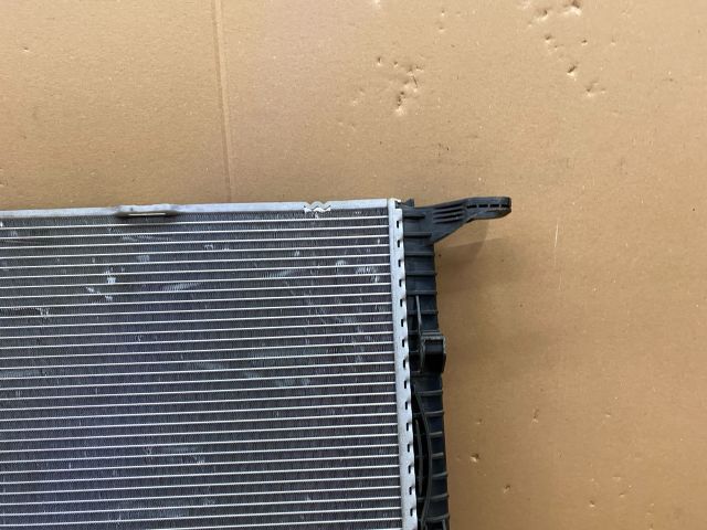 bontott AUDI A4 B8 Vízhűtő Radiátor (Klímás)