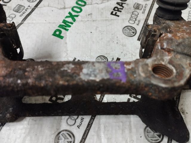bontott AUDI A4 B8 Bal hátsó Fékkengyel