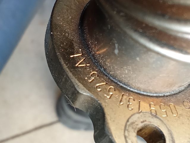 bontott AUDI A4 B8 EGR Hűtő Cső