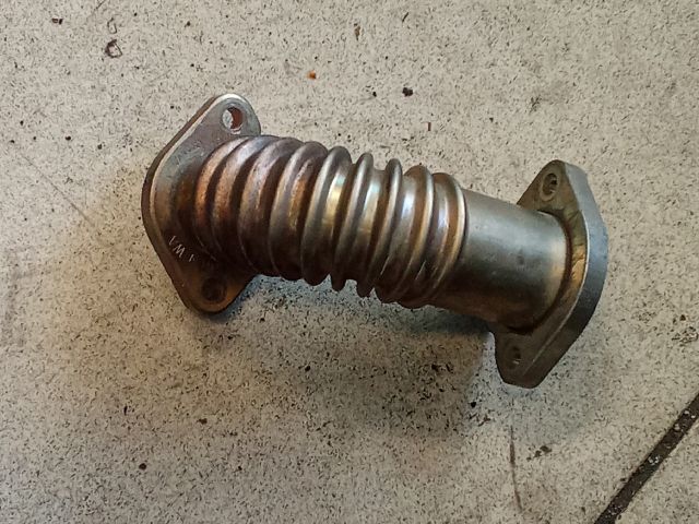 bontott AUDI A4 B8 EGR Hűtő Cső