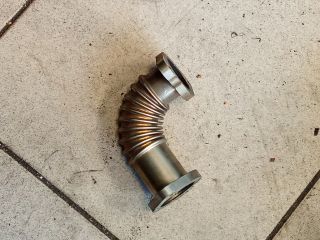 bontott AUDI A4 B8 EGR Hűtő Cső