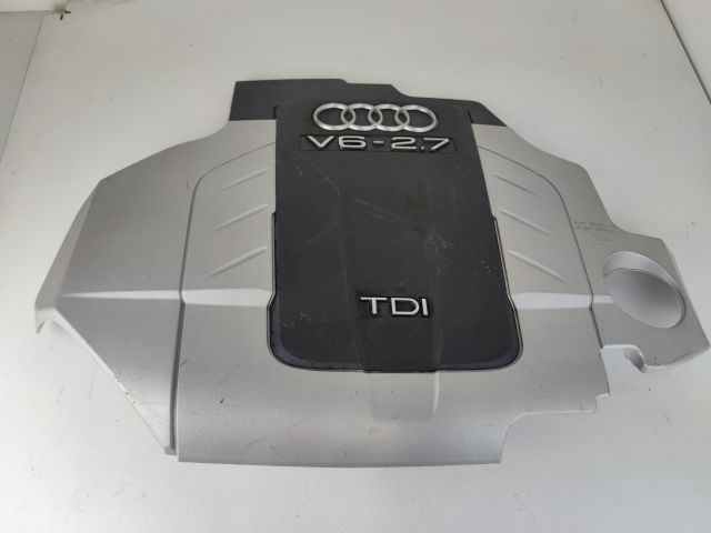 bontott AUDI A4 B8 Felső Motorburkolat