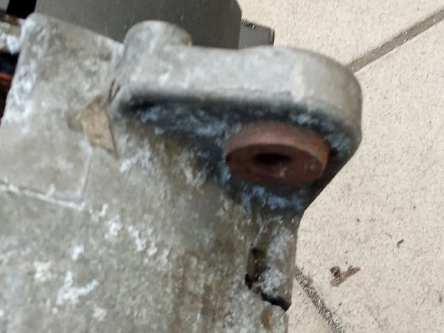 bontott AUDI A4 B8 Generátor