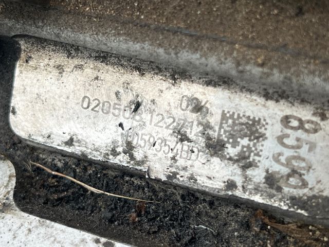 bontott AUDI A4 B8 Jobb Hengerfej (V-Motor/Boxer)