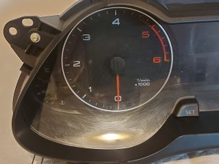 bontott AUDI A4 B8 Kilométeróra