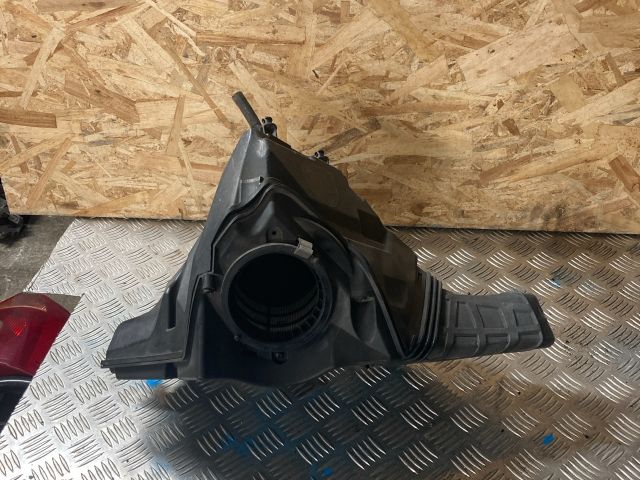 bontott AUDI A4 B8 Légszűrő Ház