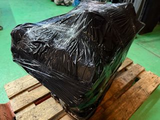 bontott AUDI A4 B8 Motor (Fűzött blokk hengerfejjel)