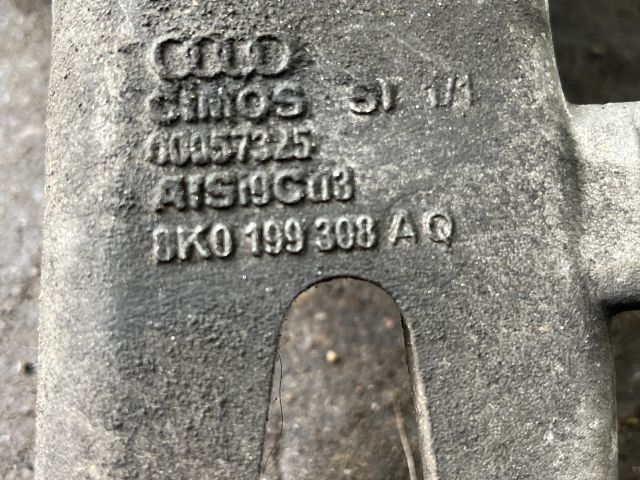 bontott AUDI A4 B8 Motor Tartó Bak (Fém)