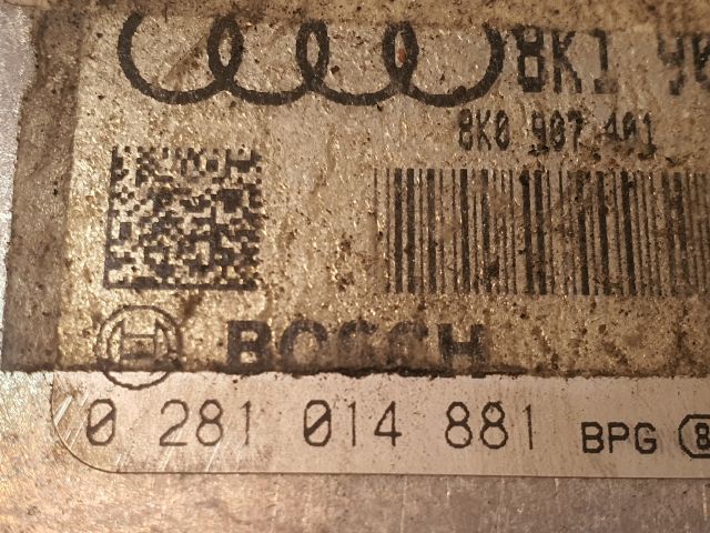 bontott AUDI A4 B8 Motorvezérlő