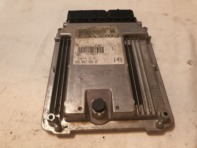 bontott AUDI A4 B8 Motorvezérlő