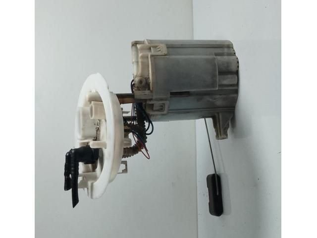 bontott AUDI A4 B8 Üzemanyag Szivattyú