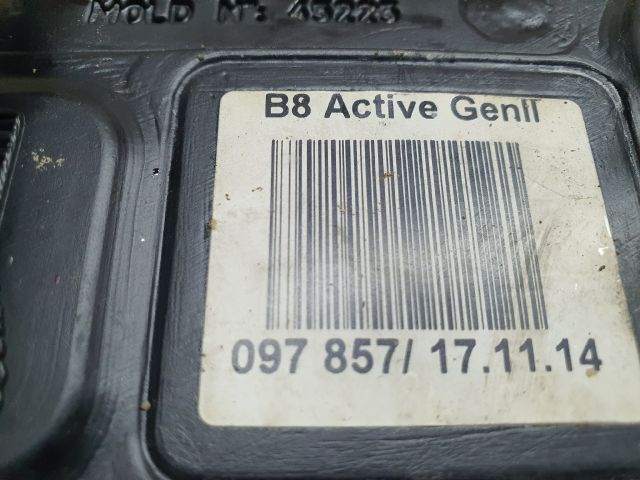 bontott AUDI A4 B8 AdBlue Tartály