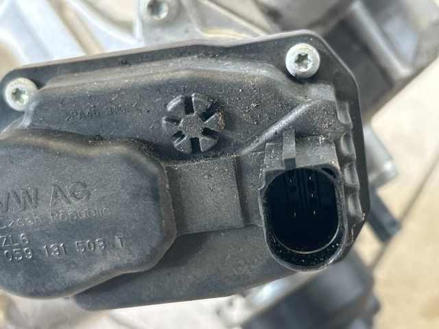 bontott AUDI A4 B8 EGR Hűtő