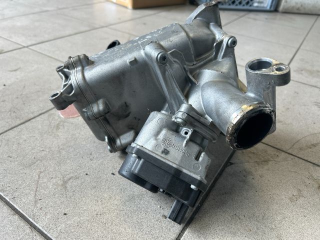 bontott AUDI A4 B8 EGR Hűtő