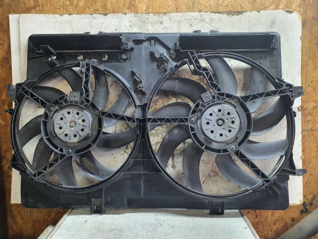 bontott AUDI A4 B8 Hűtőventilátor