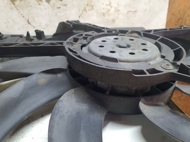 bontott AUDI A4 B8 Hűtőventilátor