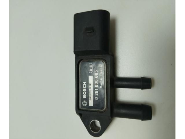 bontott AUDI A4 B8 Jeladó (Magában)