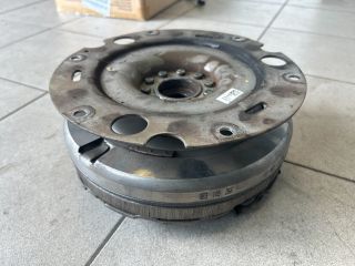 bontott AUDI A4 B8 Kettős tömegű Lendkerék