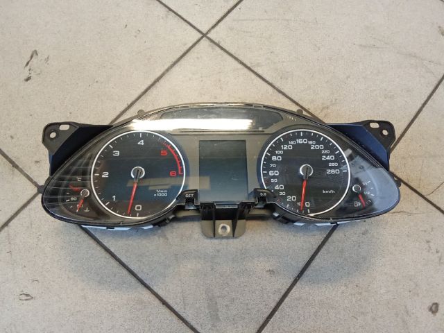 bontott AUDI A4 B8 Kilométeróra