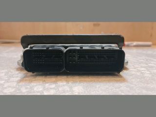 bontott AUDI A4 B8 Motorvezérlő