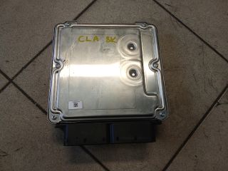 bontott AUDI A4 B8 Motorvezérlő