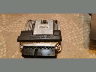 bontott AUDI A4 B8 Motorvezérlő